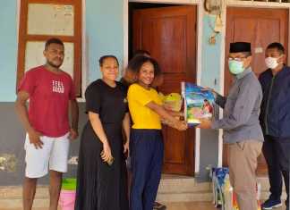 Pengurus Bidikmisi UHO Beri Bantuan Sembako ke Mahasiswa Papua dan Penghuni Asrama Kampus