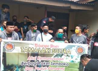 Ringankan Beban Warga, Tamalaki Sultra Bagikan Ratusan Paket Sembako
