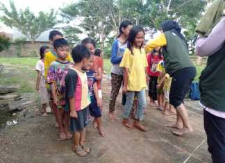 Bantu Atasi Trauma, Relawan Konawe Lakukan
