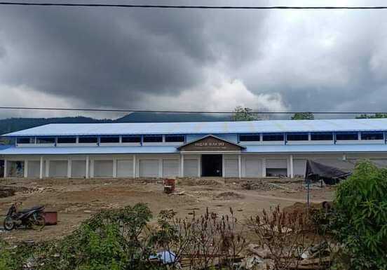 Camat Kabaena Timur Diduga Monopoli Kios Pasar Rakyat Kios Pasar