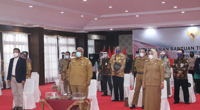 Gubernur Sultra Hadiri Penyaluran Bantuan Tunai se-Indonesia Gubernur Sultra