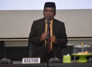 Rektor UHO