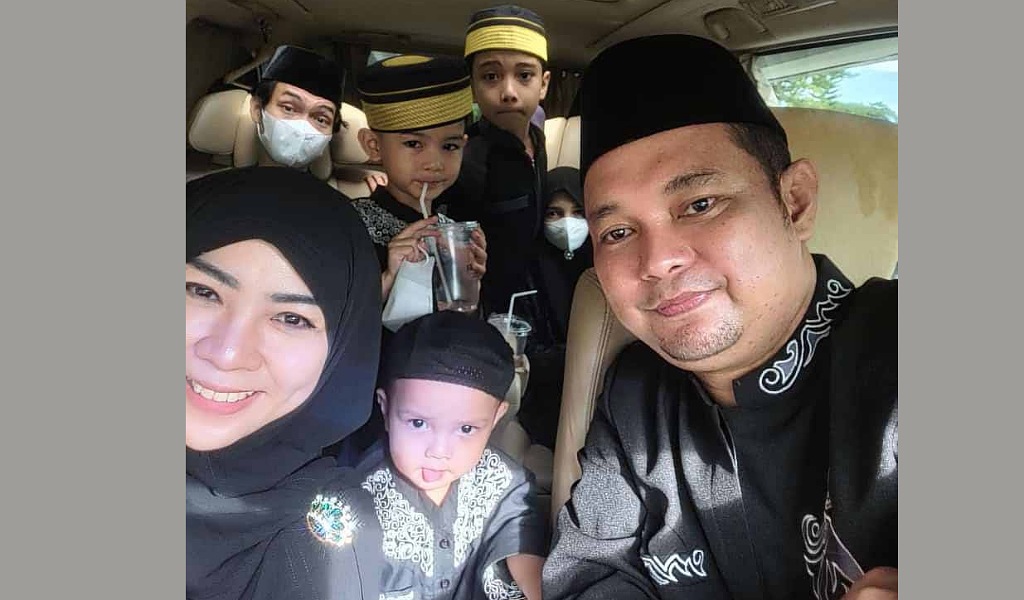 Serahkan Berkas ke KPU, Amnaeni Dg Tabaji Resmi Maju Calon DPD RI Dapil Sultra