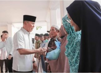 Gubernur Sultra Salurkan 500 Sembako dan Tegaskan Akurasi Program Mudik Gubernur sultra