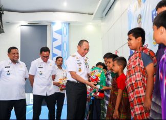 HUT Sultra ke-62, Pemprov Gelar Sunatan Massal dan Layanan Kesehatan Gratis HUT Sultra ke-62