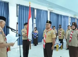 Sekda Sultra Lantik Pengurus Saka Bahari, Tekankan Penguatan SDM Maritim Sekda Sultra