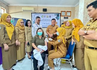 Perkuat Perlindungan Nakes, Dinkes Kendari Gelar Vaksinasi MR vaksinasi MR Kendari