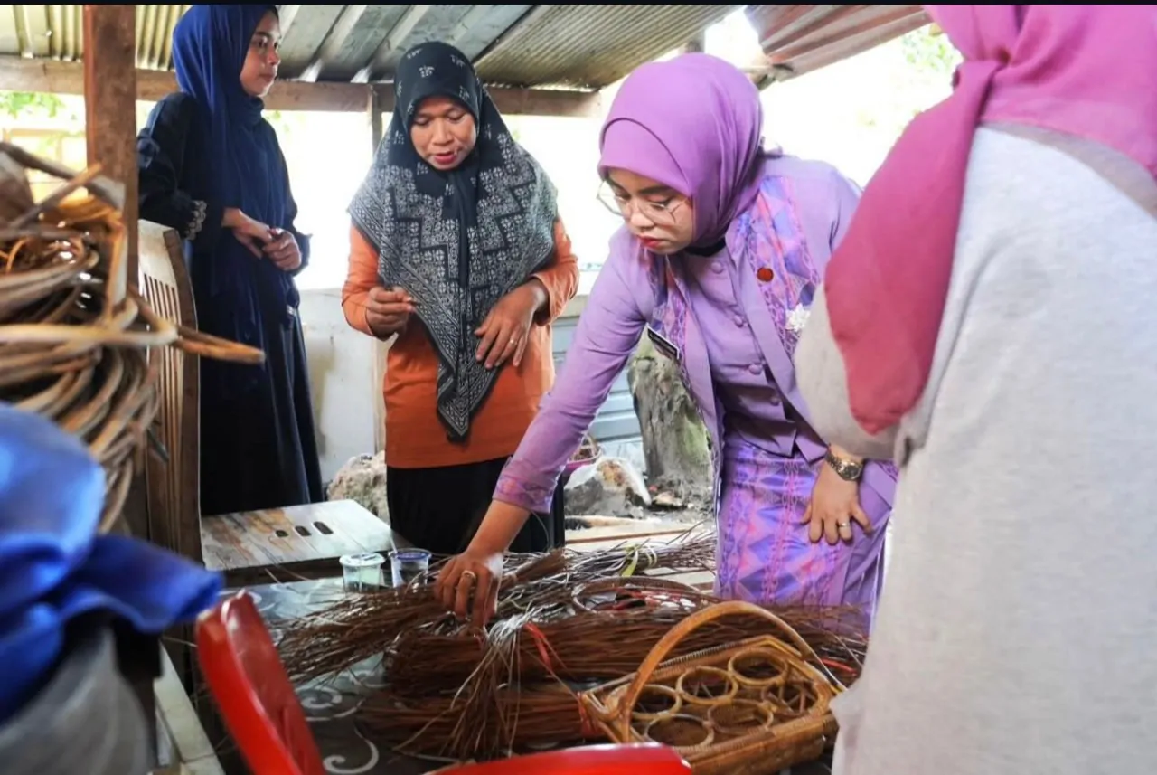 Ketua TP PKK Kota Kendari: Perempuan Harus Mandiri dan Berkontribusi