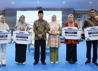 Gubernur Sultra Serahkan Beasiswa Sultra Cerdas 2026 kepada 150 Mahasiswa Beasiswa Sultra Cerdas 2026