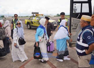 Jamaah Haji Kolaka Kloter 34 UPG Dilepas Menuju Makassar Calon Jamaah Haji Kolaka 2026