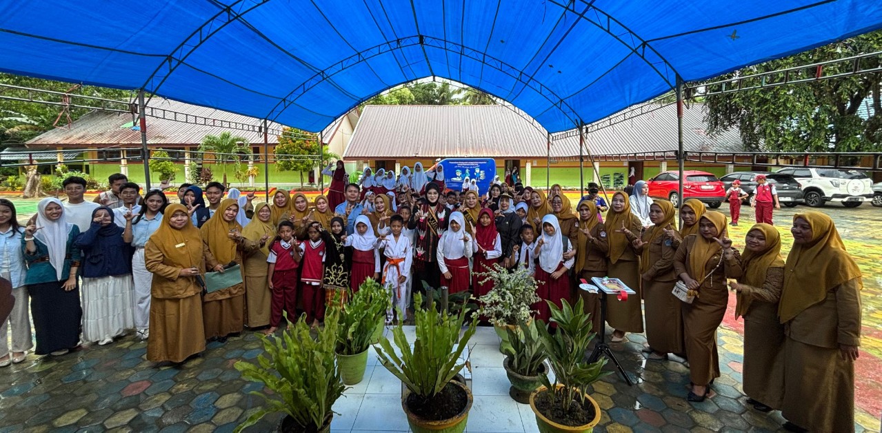 GEMA MOBASA Hadir di SDN 66 Kendari, Bunda Literasi Ajak Siswa Jadikan Membaca Sebagai Kebiasaan