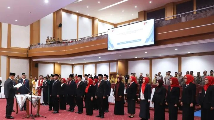 Gubernur Sultra Lantik 26 Pejabat Pemprov, Ini Daftar Lengkap Nama dan Jabatannya