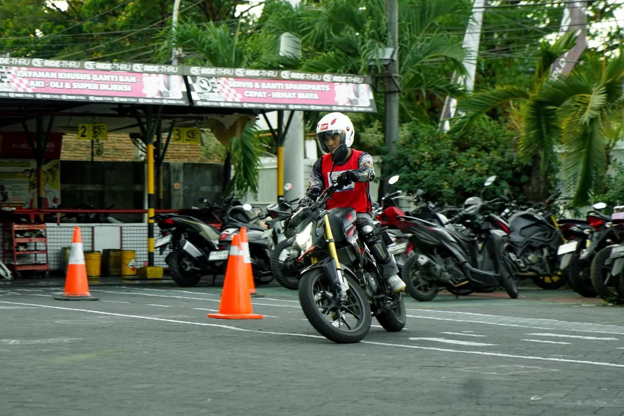 Eko Junianto dan Afriani Wakili Asmo Sulsel di Safety Riding Competition Nasional
